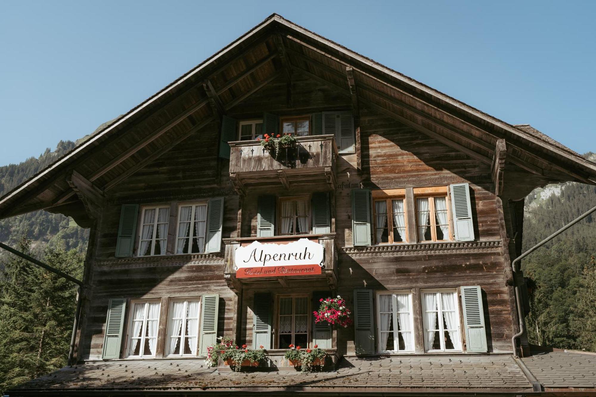 Alpenruh Kiental Hotel Bagian luar foto